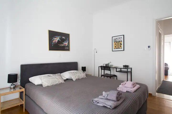 Ferienwohnung A.B.L One Metro Katehaki Athen Exterior foto