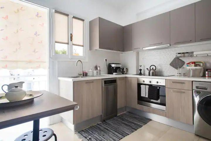 Ferienwohnung A.B.L One Metro Katehaki Athen Exterior foto