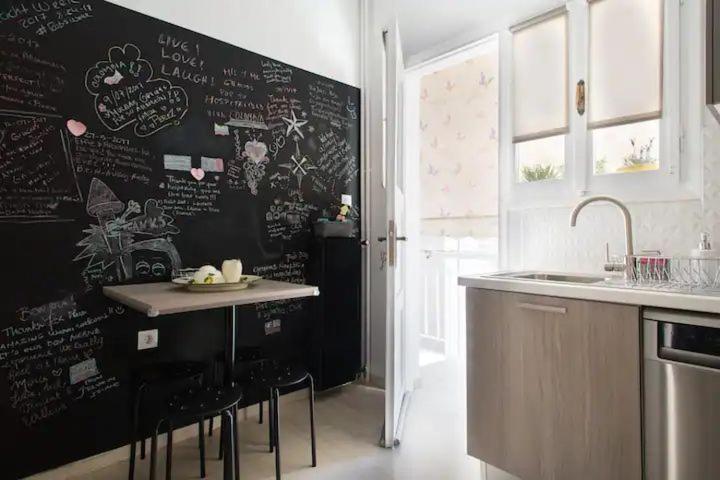 Ferienwohnung A.B.L One Metro Katehaki Athen Exterior foto
